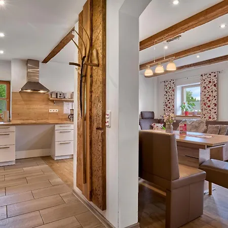 Huisnhof Apartment