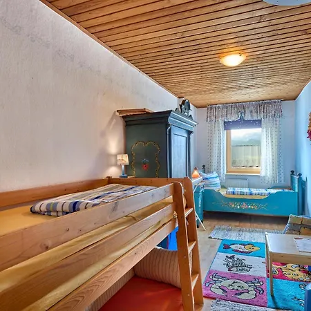 Apartment Huisnhof *