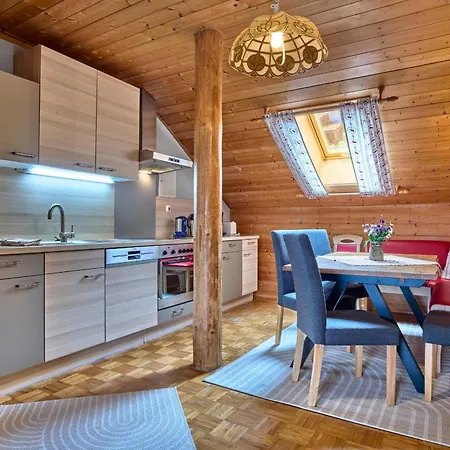 Apartment Huisnhof