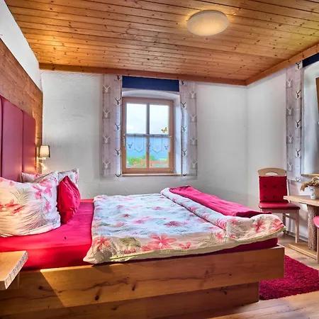 Huisnhof Apartment