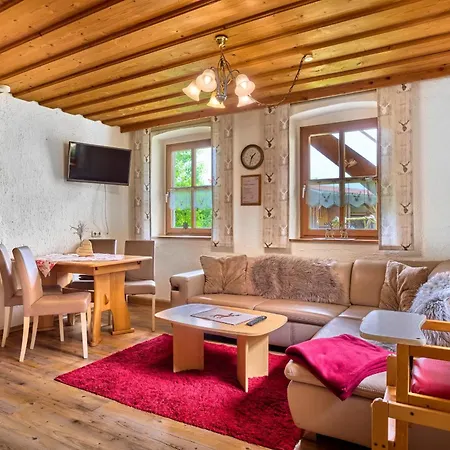 Apartment Huisnhof *