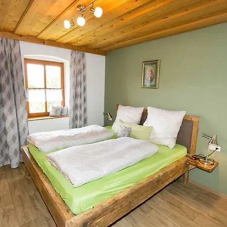 Huisnhof *