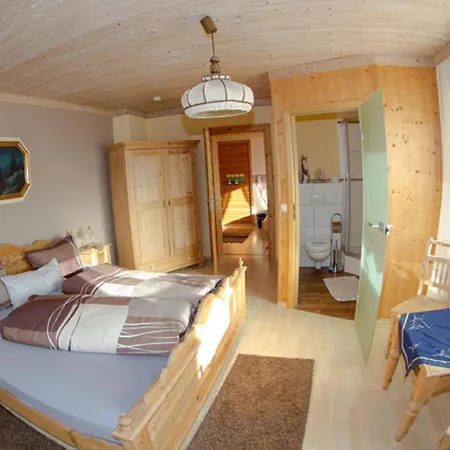 Apartment Huisnhof