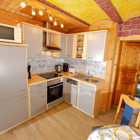 Apartment Huisnhof *